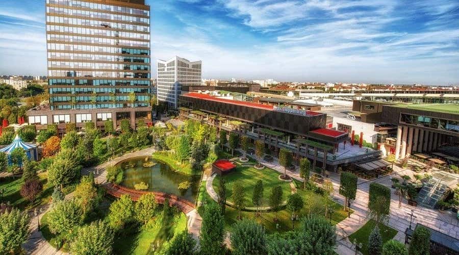 Iulius Town Timișoara